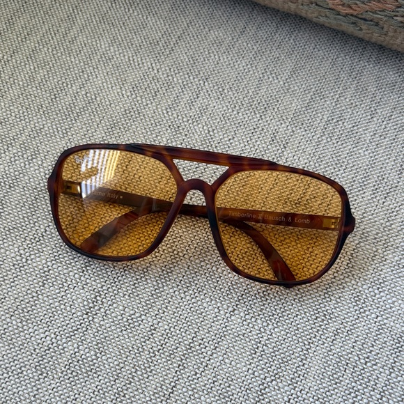 Vintage, Ray-Ban Tortoise Shell Sunglasses with Amber Lenses - Picture 1 of 6